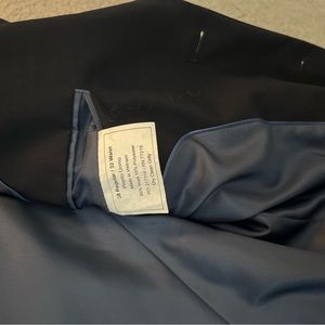 Pronto Uomo Navy Suit. 38R slim fit. Used.